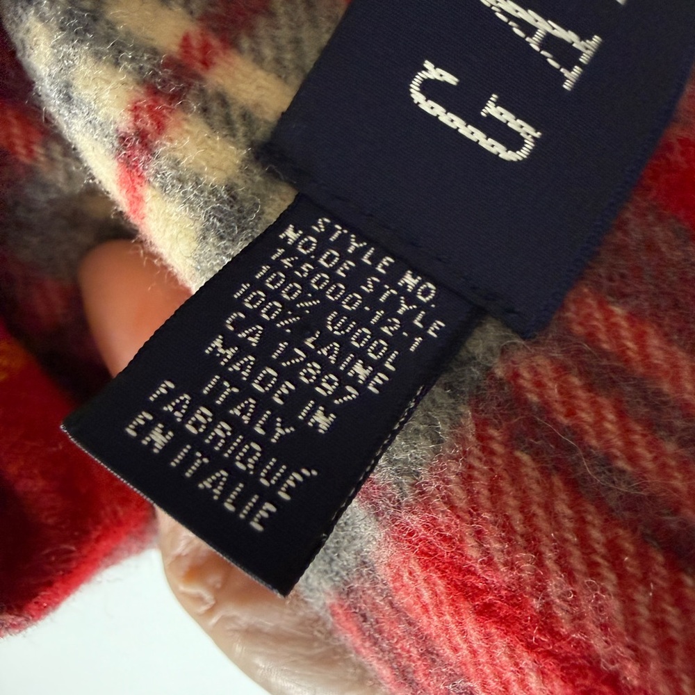 Gap Made In Italy Red Plaid Wool‎ Rectangular Fringe Scarf Unisex - Picture 4 of 4